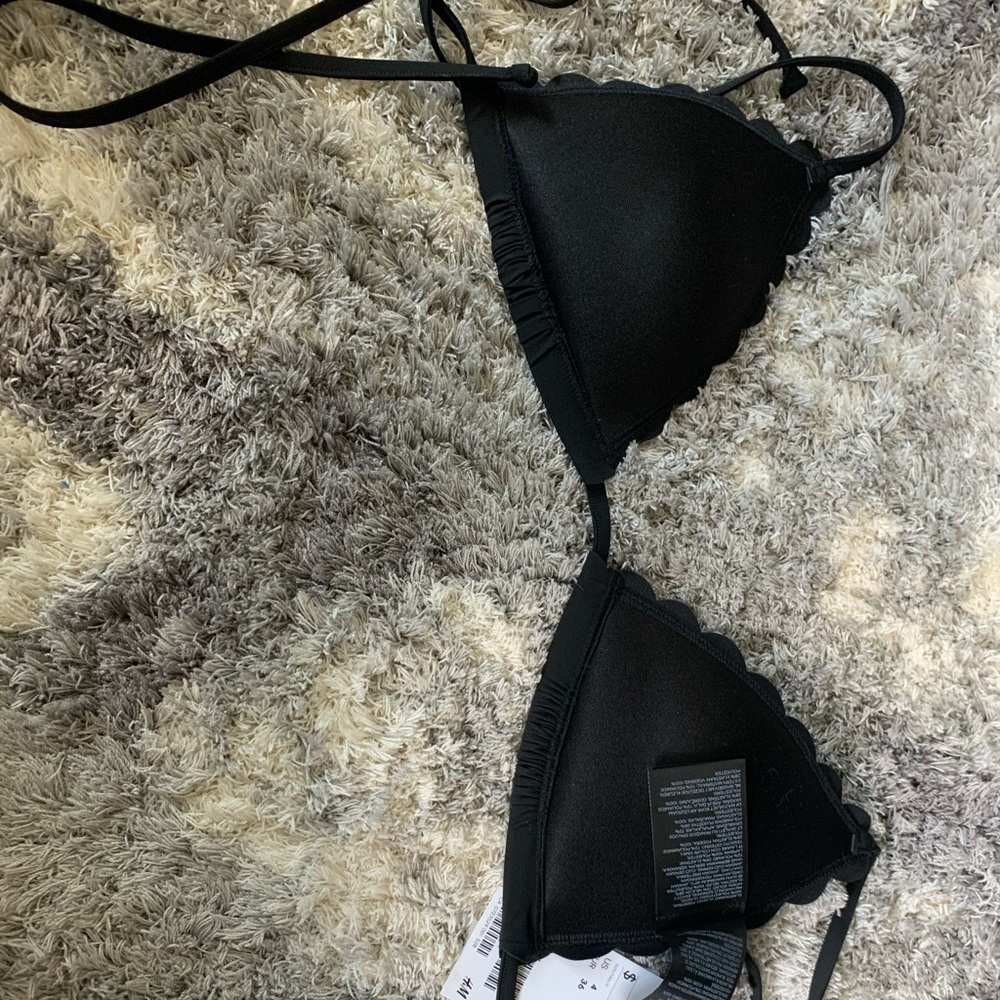 Bathing suit. - Picture 2 of 4